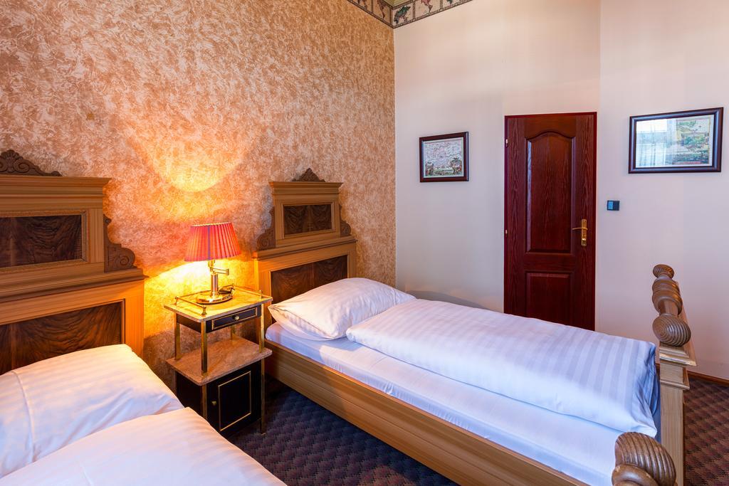 Hotel Continental 플젠 외부 사진