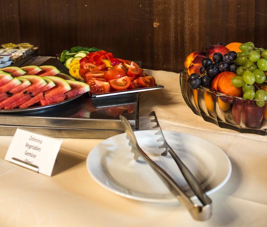 Hotel Continental 플젠 외부 사진