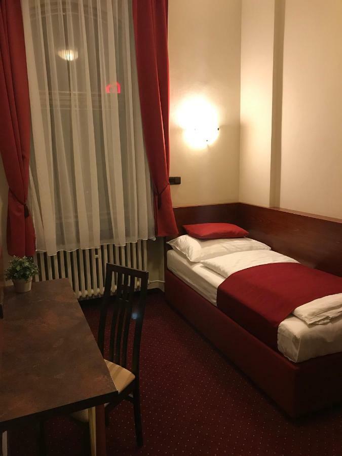 Hotel Continental 플젠 외부 사진
