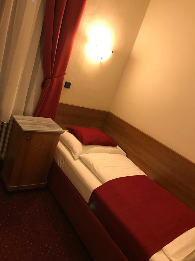 Hotel Continental 플젠 외부 사진