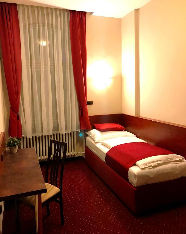 Hotel Continental 플젠 외부 사진